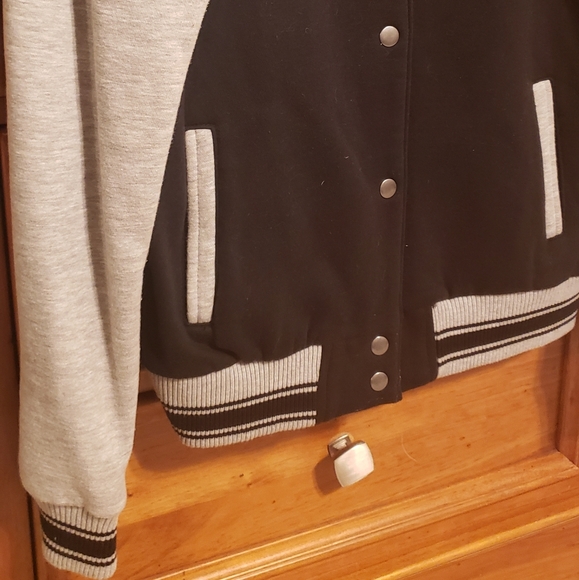 Fabletics Varsity Jacket Size XL Gray and Black - Picture 2 of 8